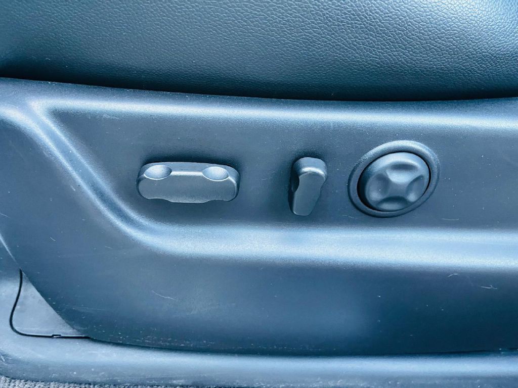 2013 Chevrolet Suburban Image 28