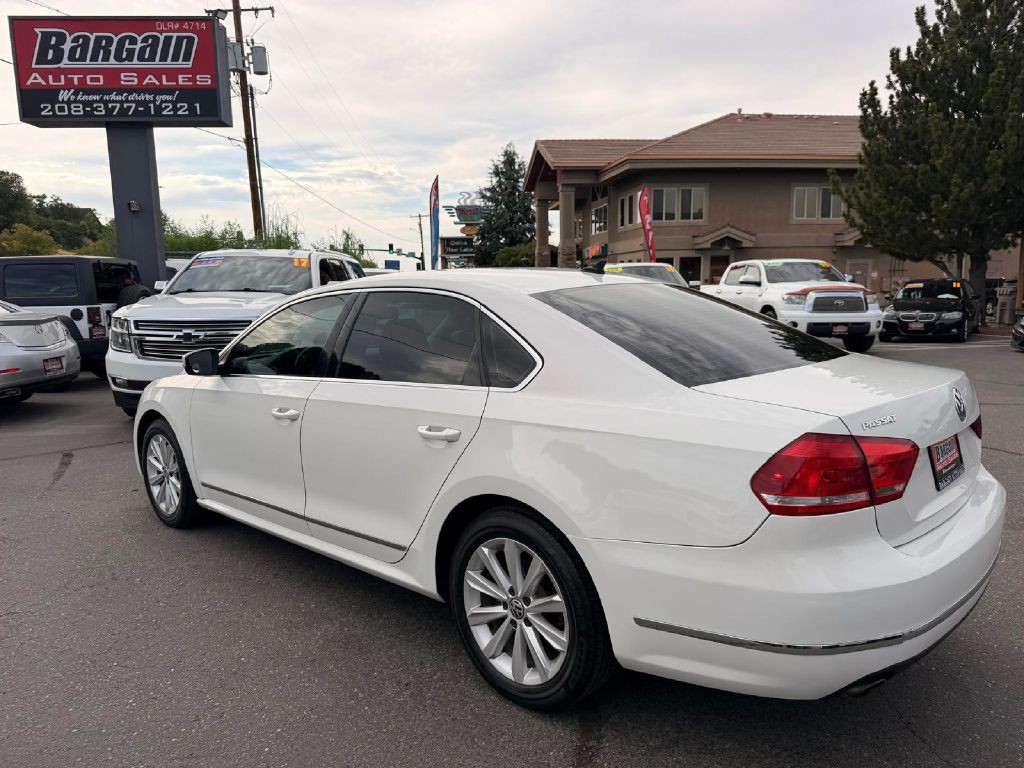 2013 Volkswagen Passat Image 5