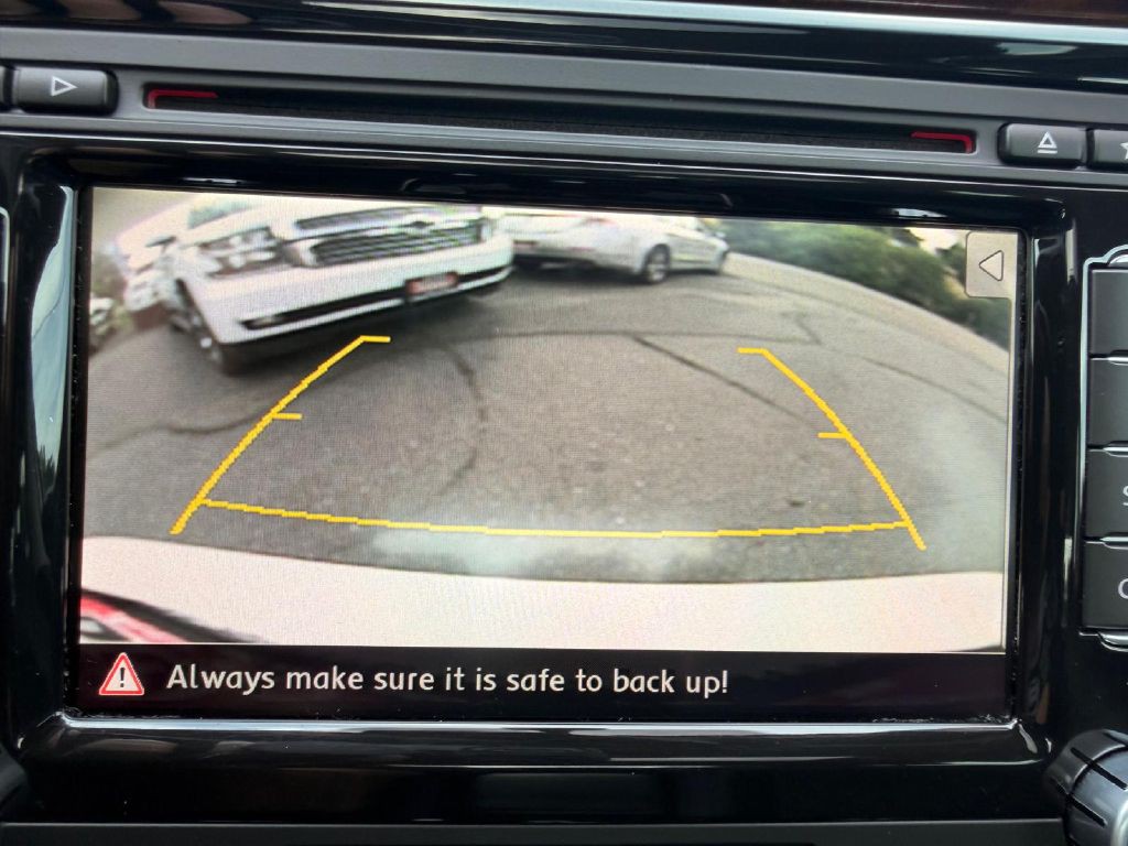 2013 Volkswagen Passat Image 26