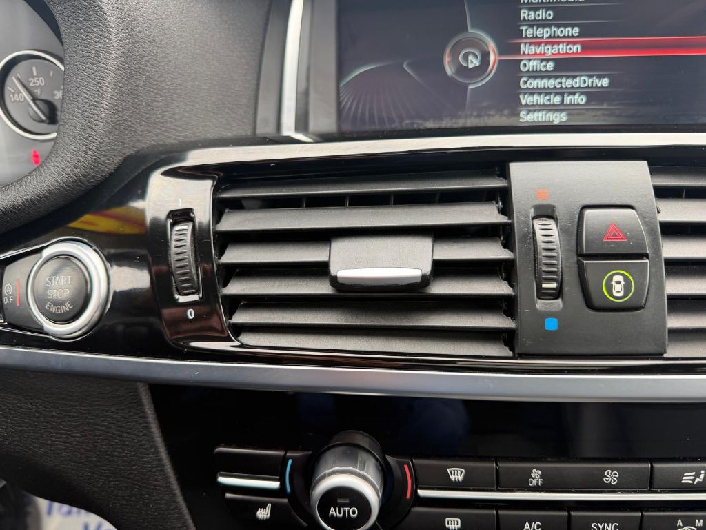 2016 BMW X3 Image 27