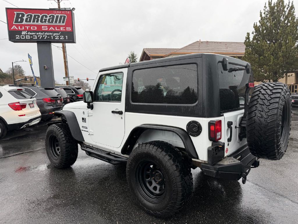 2014 Jeep Wrangler Image 5