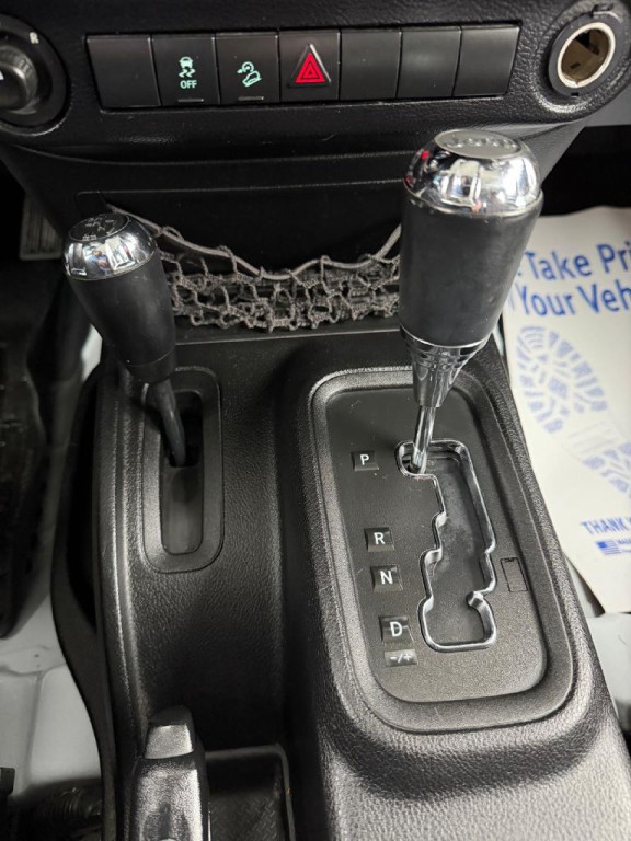 2014 Jeep Wrangler Image 22