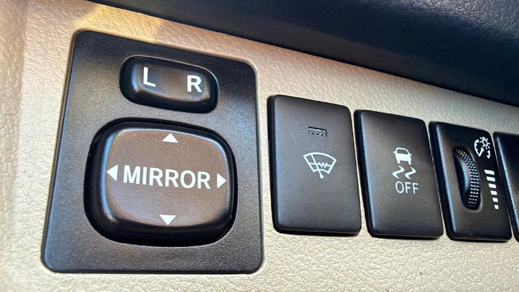 2013 Toyota Highlander Image 30