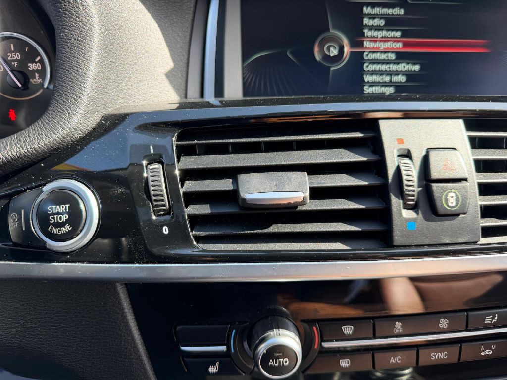 2015 BMW X4 Image 25