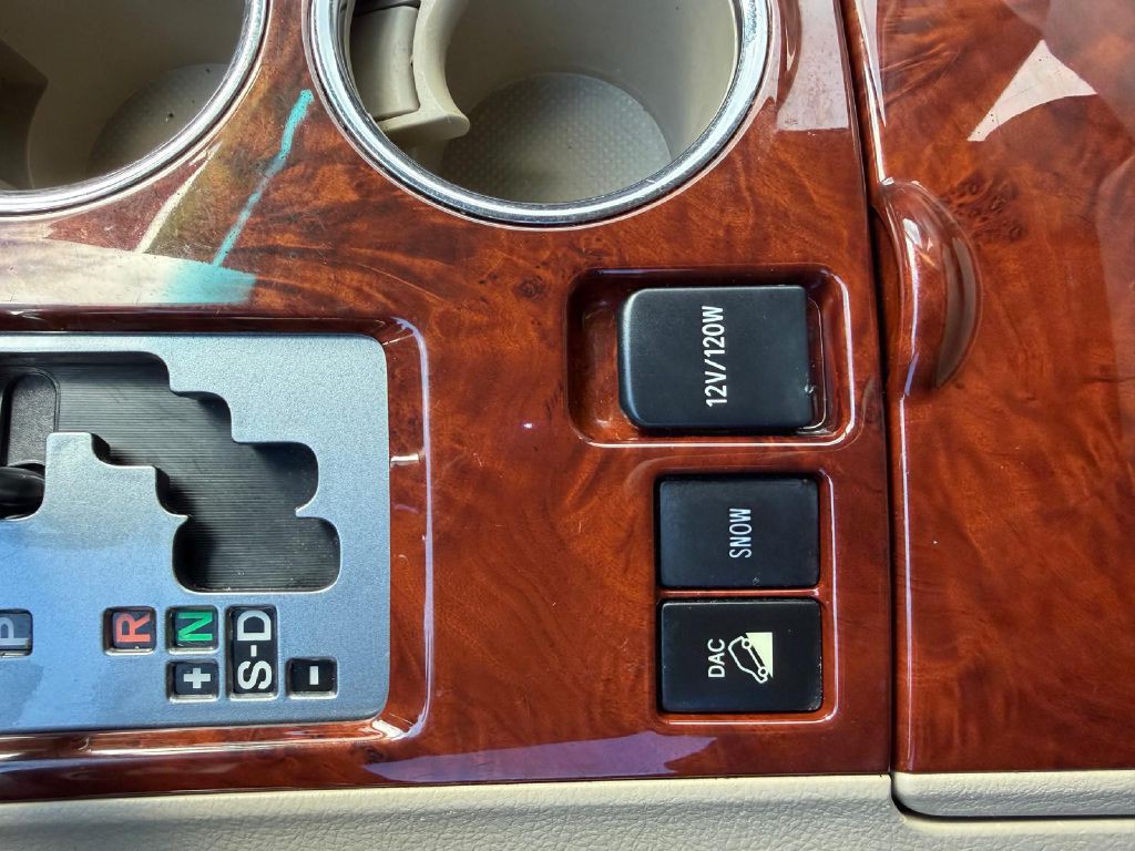 2013 Toyota Highlander Image 25