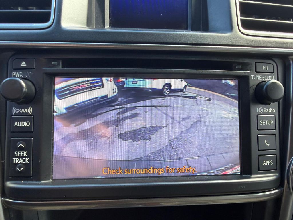 2013 Toyota Highlander Image 28