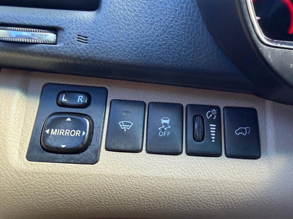 2013 Toyota Highlander Image 29