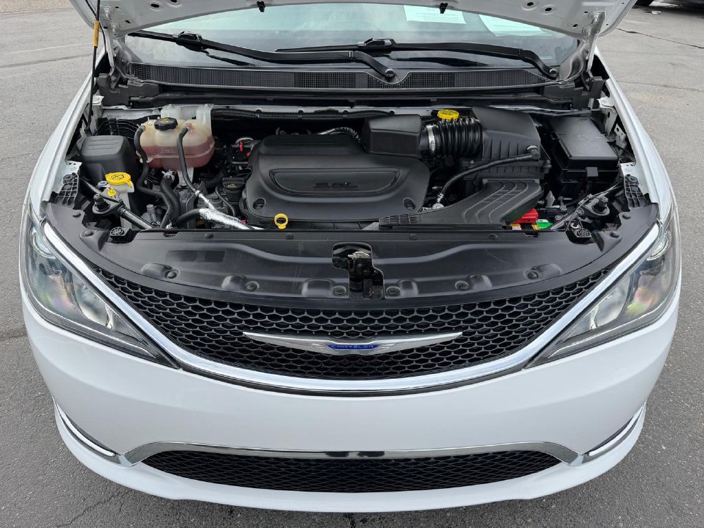 2020 Chrysler Pacifica Image 10