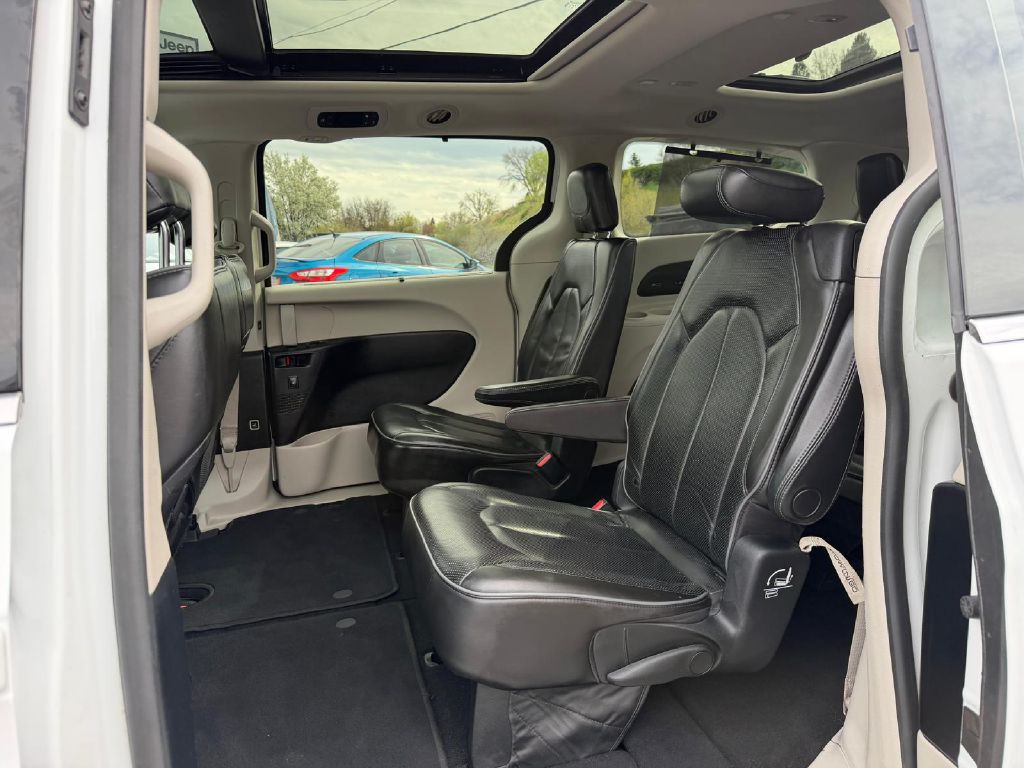 2020 Chrysler Pacifica Image 13