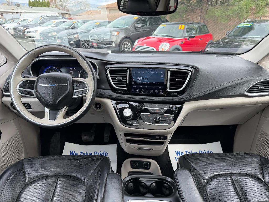2020 Chrysler Pacifica Image 18