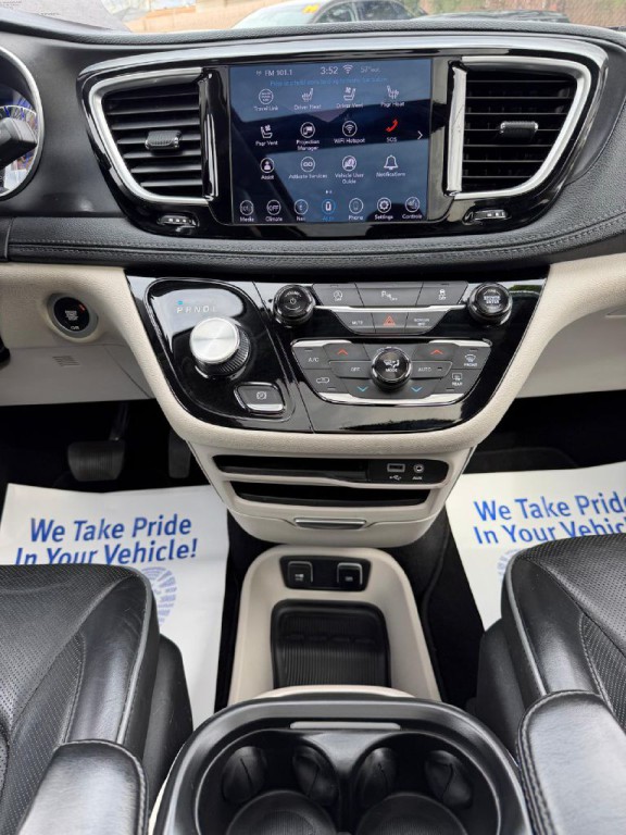 2020 Chrysler Pacifica Image 21