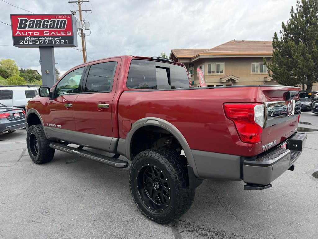 2018 Nissan Titan Image 5
