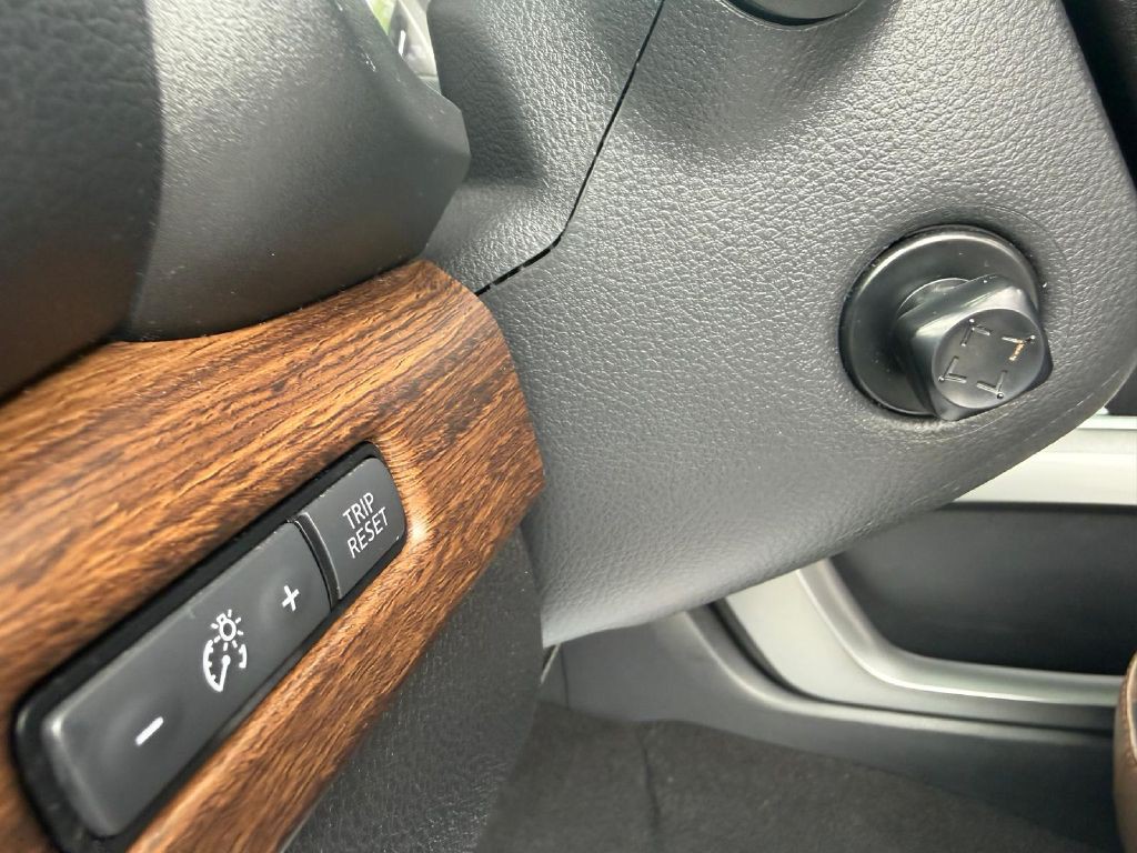 2018 Nissan Titan Image 31