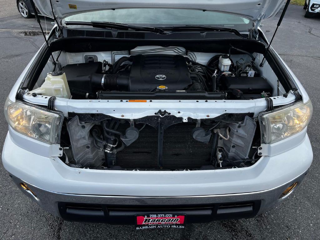 2013 Toyota Tundra Image 10