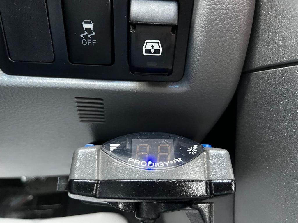 2013 Toyota Tundra Image 25