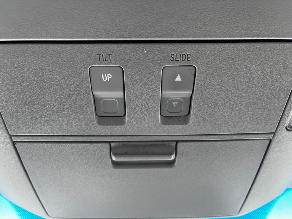 2013 Toyota Tundra Image 36