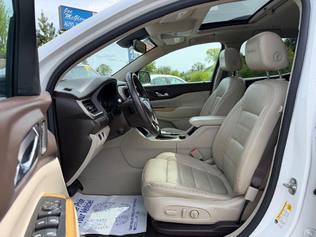 2017 GMC Acadia Image 12