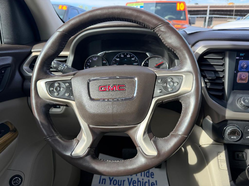 2017 GMC Acadia Image 21