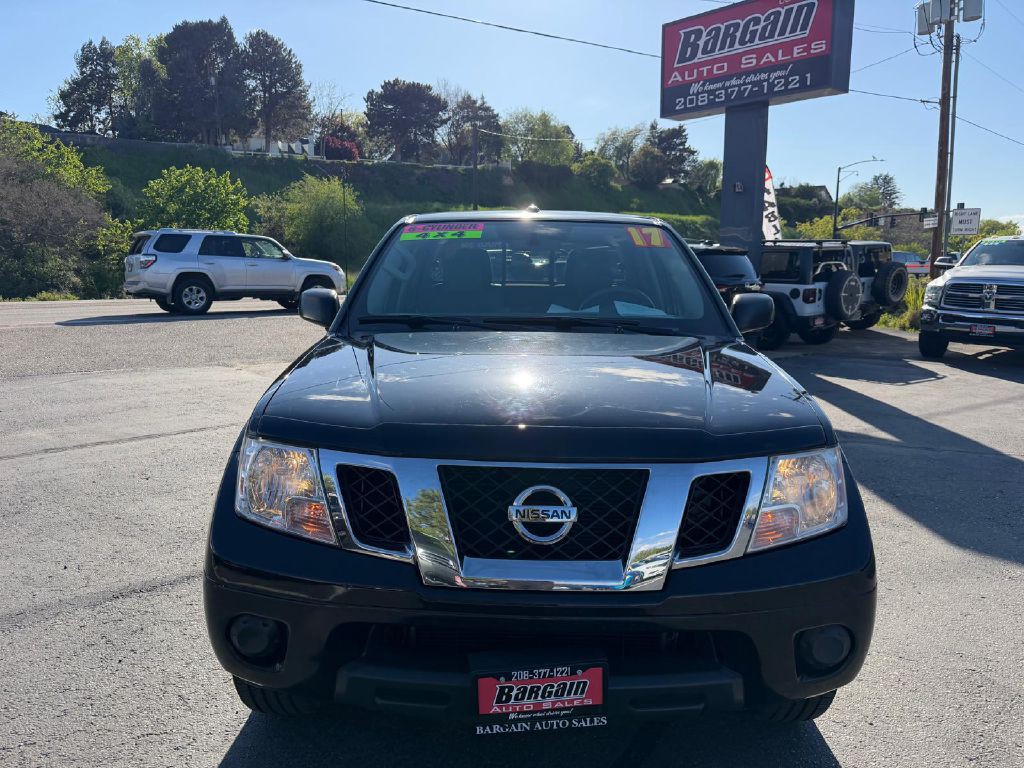 2017 Nissan Frontier Image 2