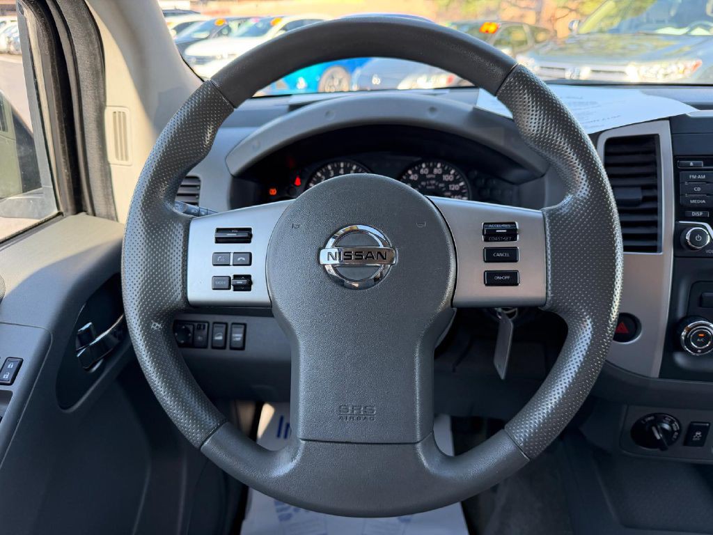 2017 Nissan Frontier Image 18