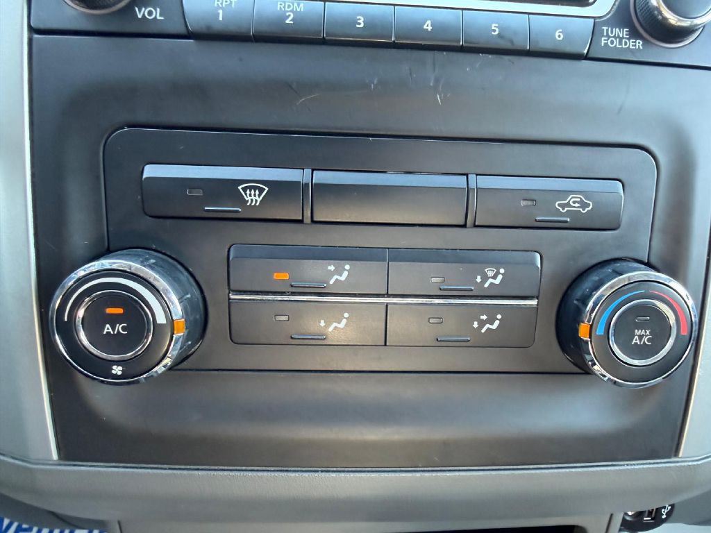 2017 Nissan Frontier Image 23