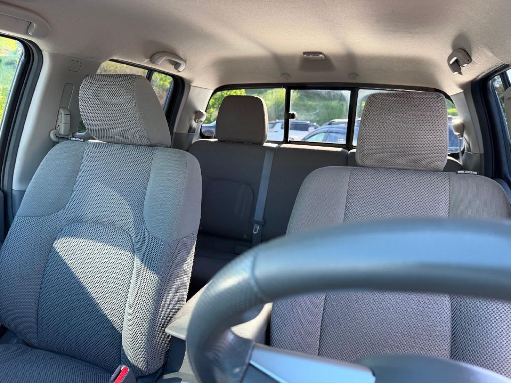 2017 Nissan Frontier Image 29