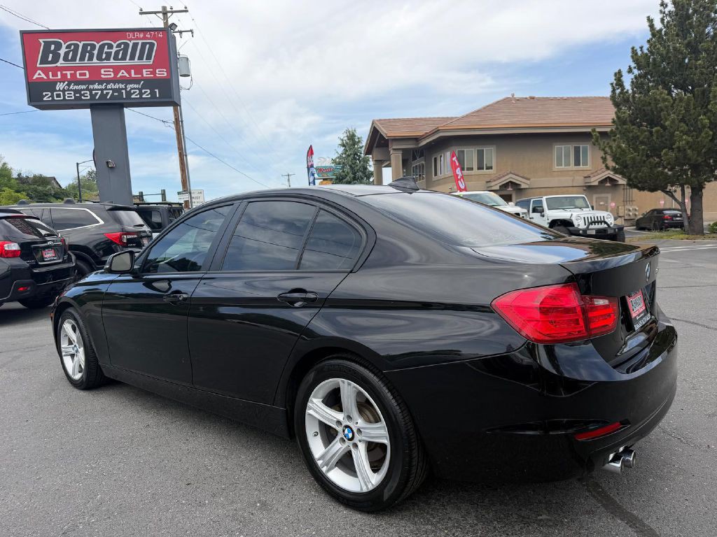 2015 BMW 3 Series Image 5