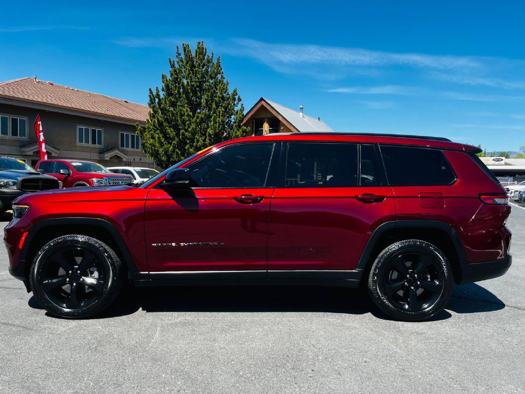 2021 Jeep Grand Cherokee Image 4