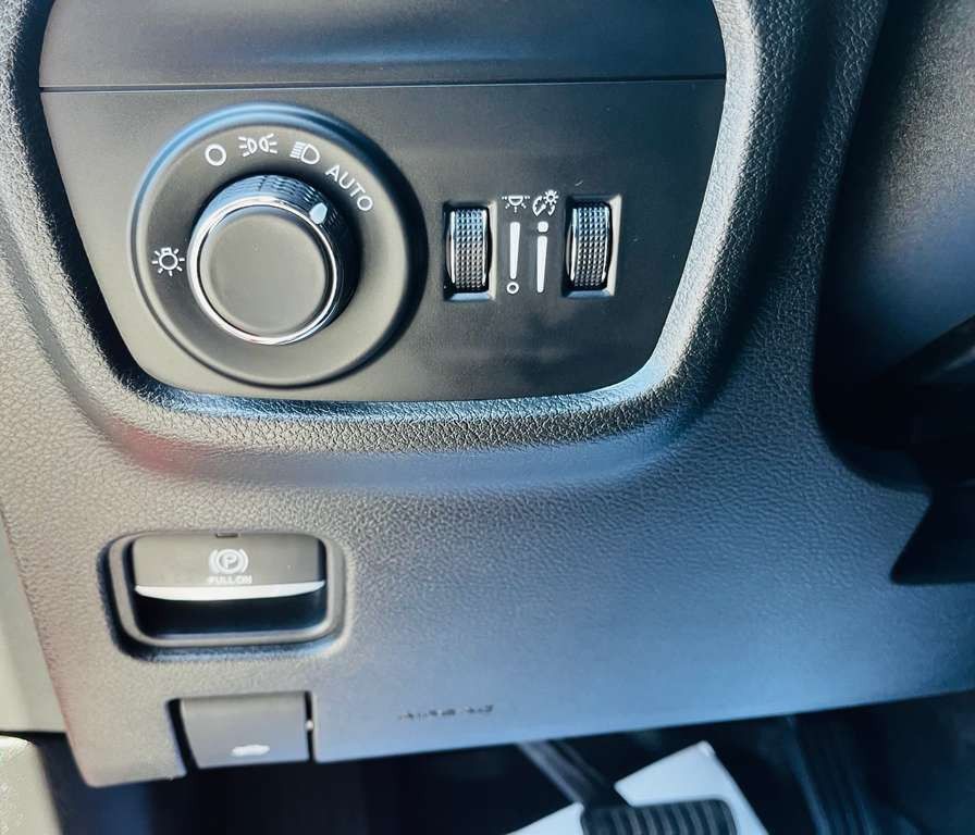 2021 Jeep Grand Cherokee Image 29