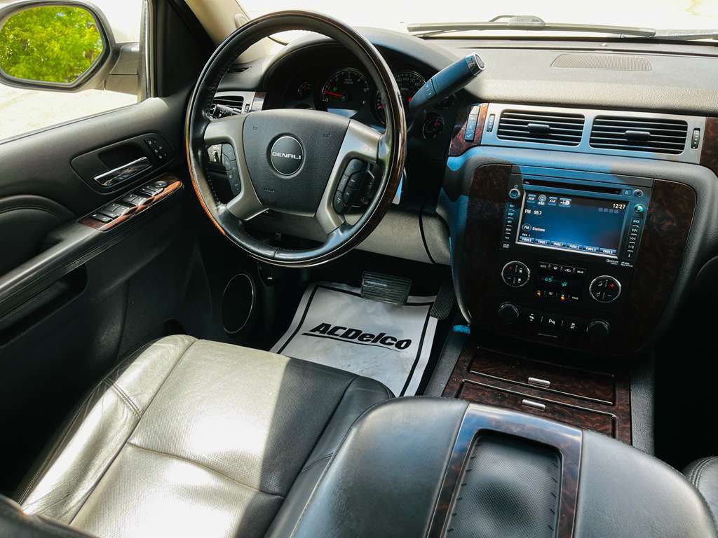 2013 GMC Yukon Image 23