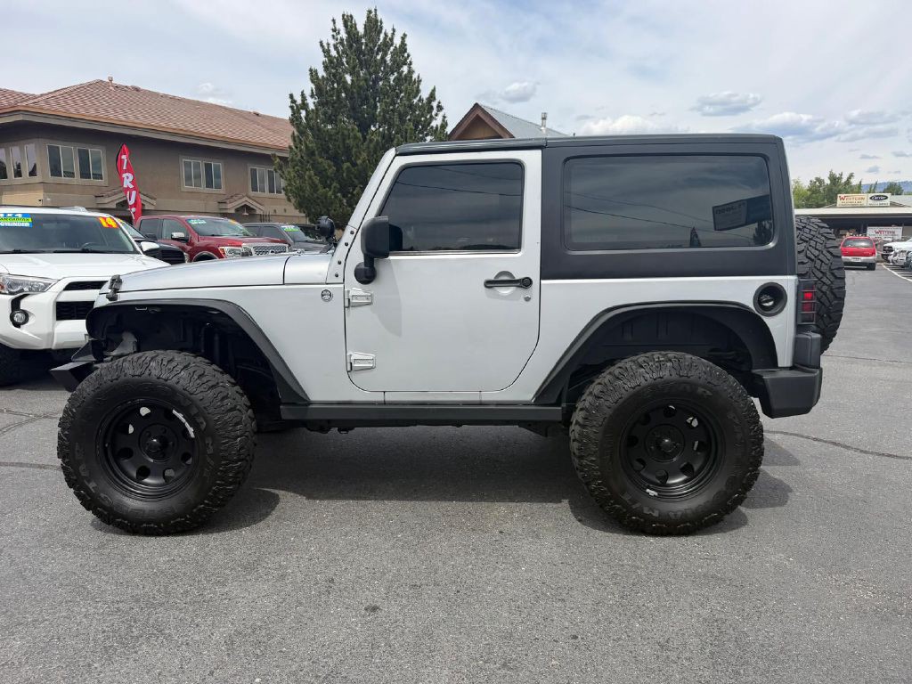 2012 Jeep Wrangler Image 4