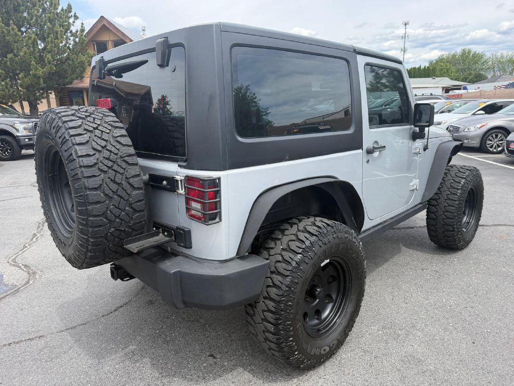 2012 Jeep Wrangler Image 7