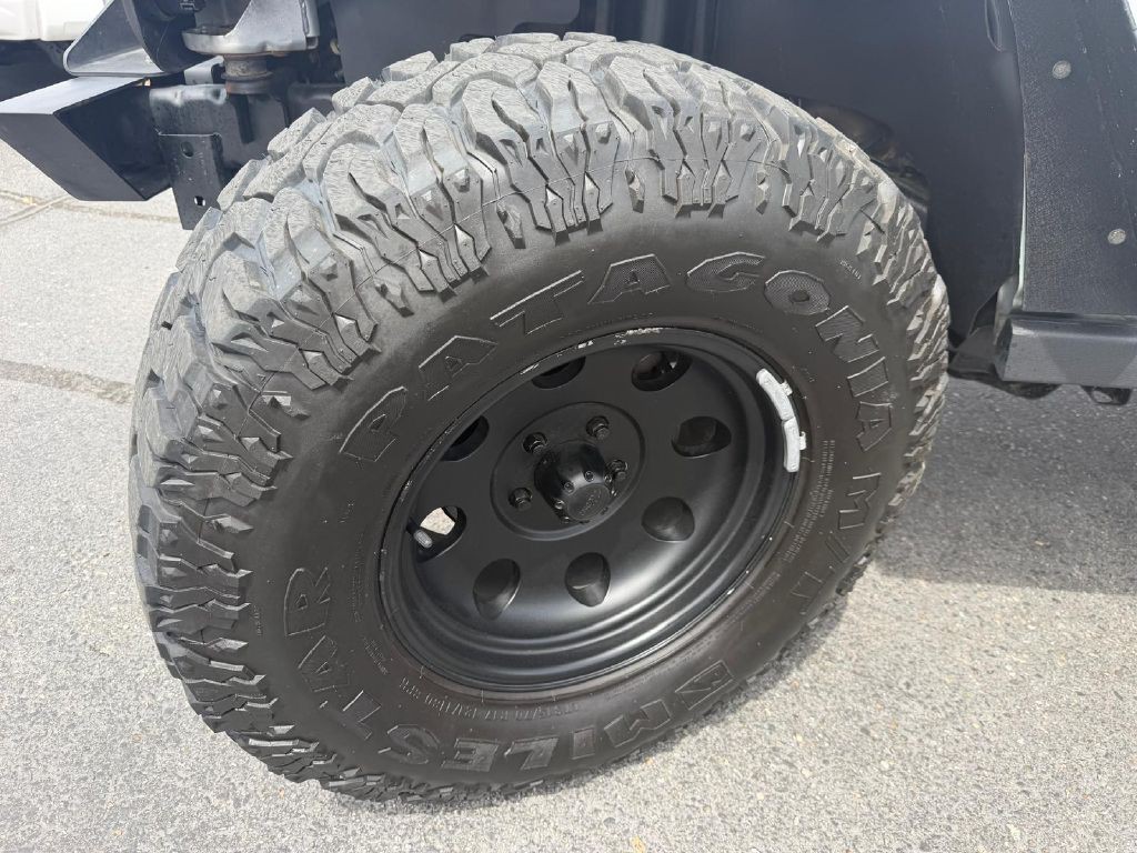 2012 Jeep Wrangler Image 28