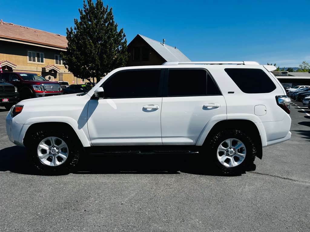 2014 Toyota 4Runner Image 4