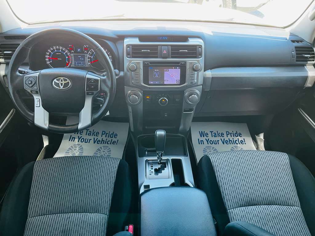 2014 Toyota 4Runner Image 17