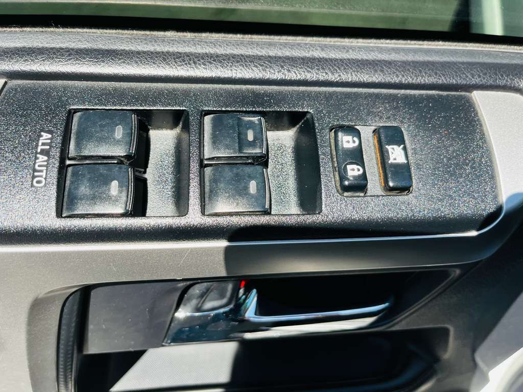 2014 Toyota 4Runner Image 23