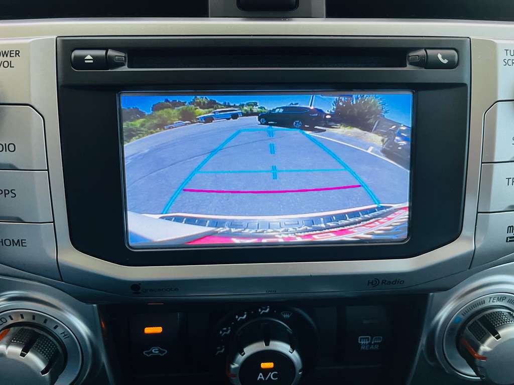 2014 Toyota 4Runner Image 31