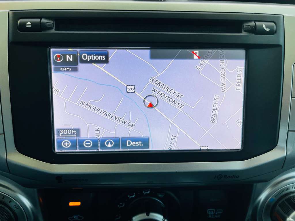 2014 Toyota 4Runner Image 32
