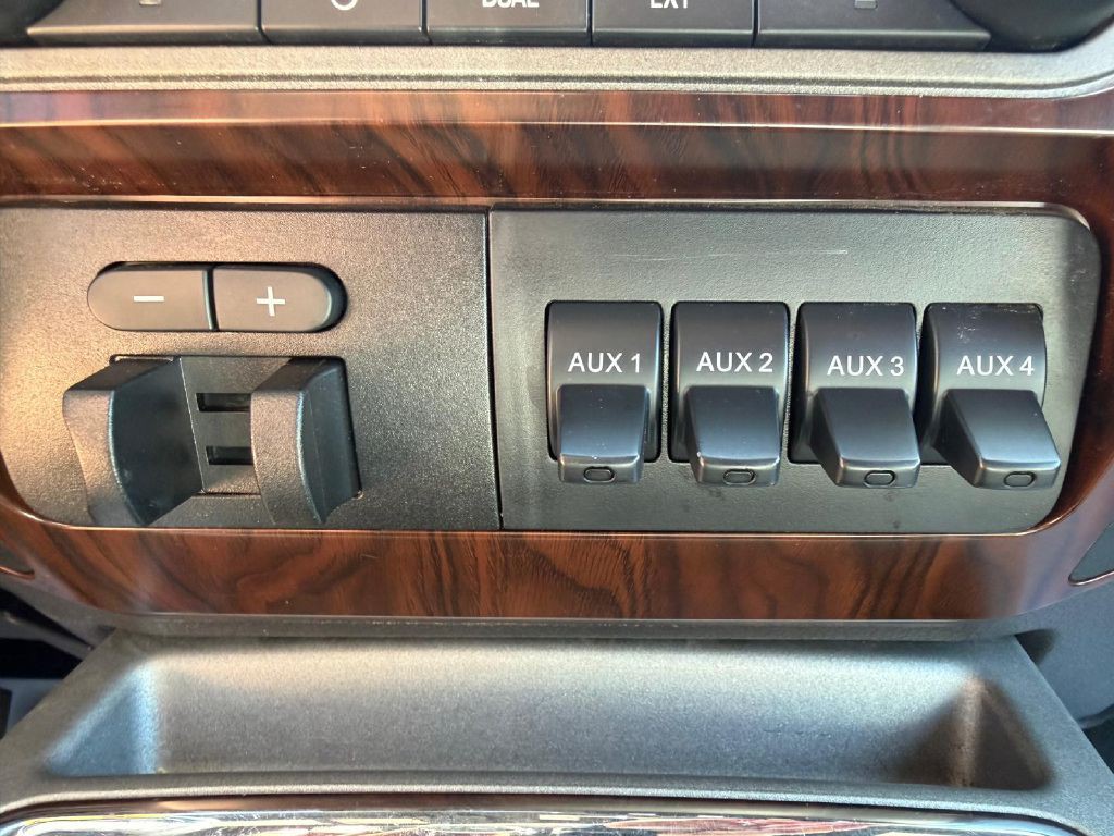2012 Ford F-250 Image 20