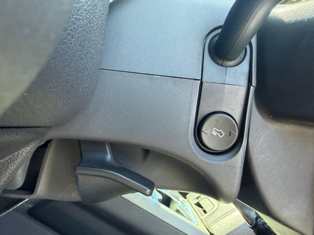 2012 Ford F-250 Image 32