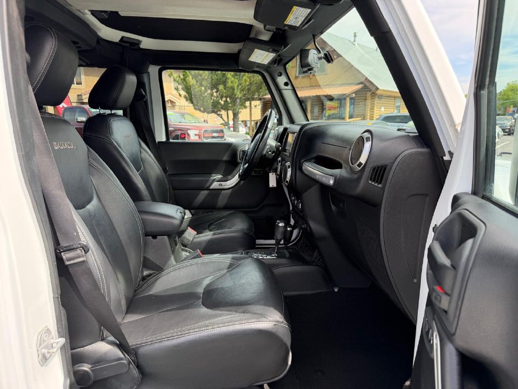 2017 Jeep Wrangler Unlimited Image 14