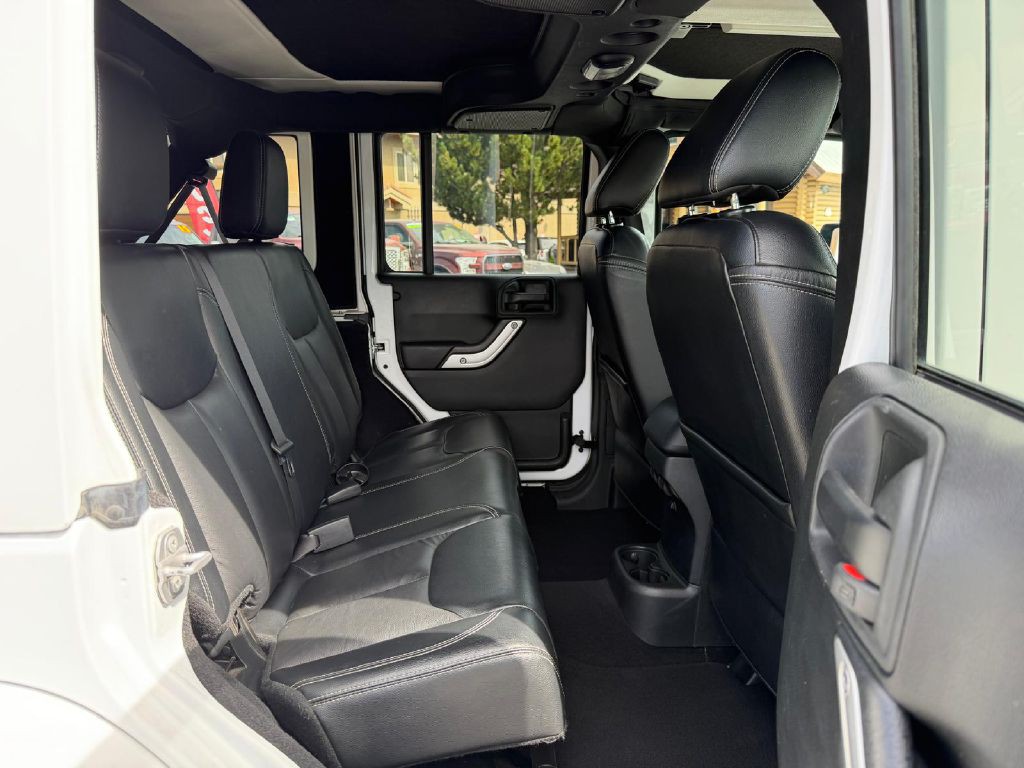 2017 Jeep Wrangler Unlimited Image 15