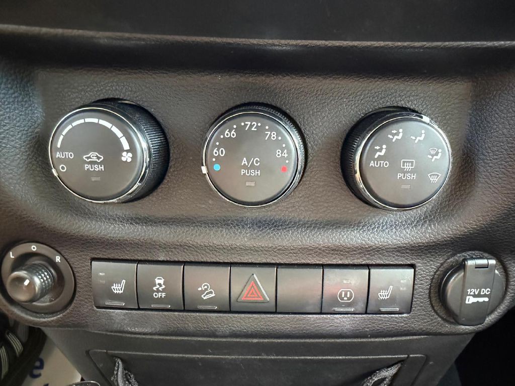 2017 Jeep Wrangler Unlimited Image 24