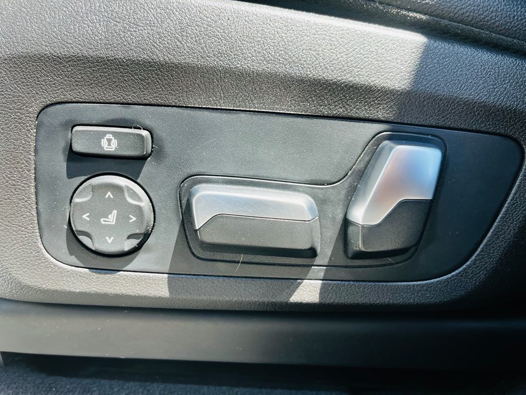 2019 BMW X3 Image 25