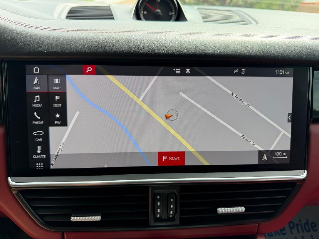 2019 Porsche Cayenne Image 24