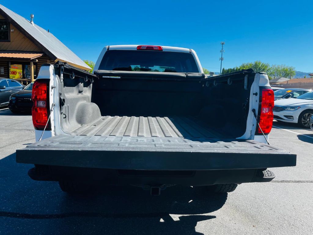 2017 Chevrolet Silverado 1500 Image 10