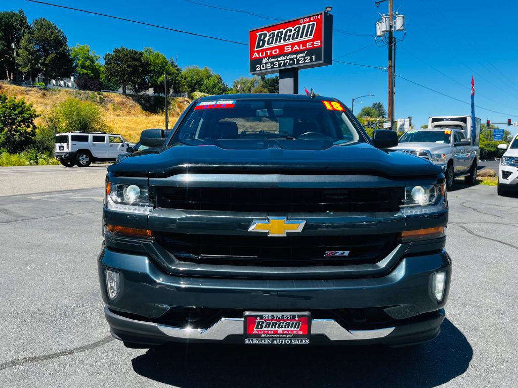 2018 Chevrolet Silverado 1500 Image 2