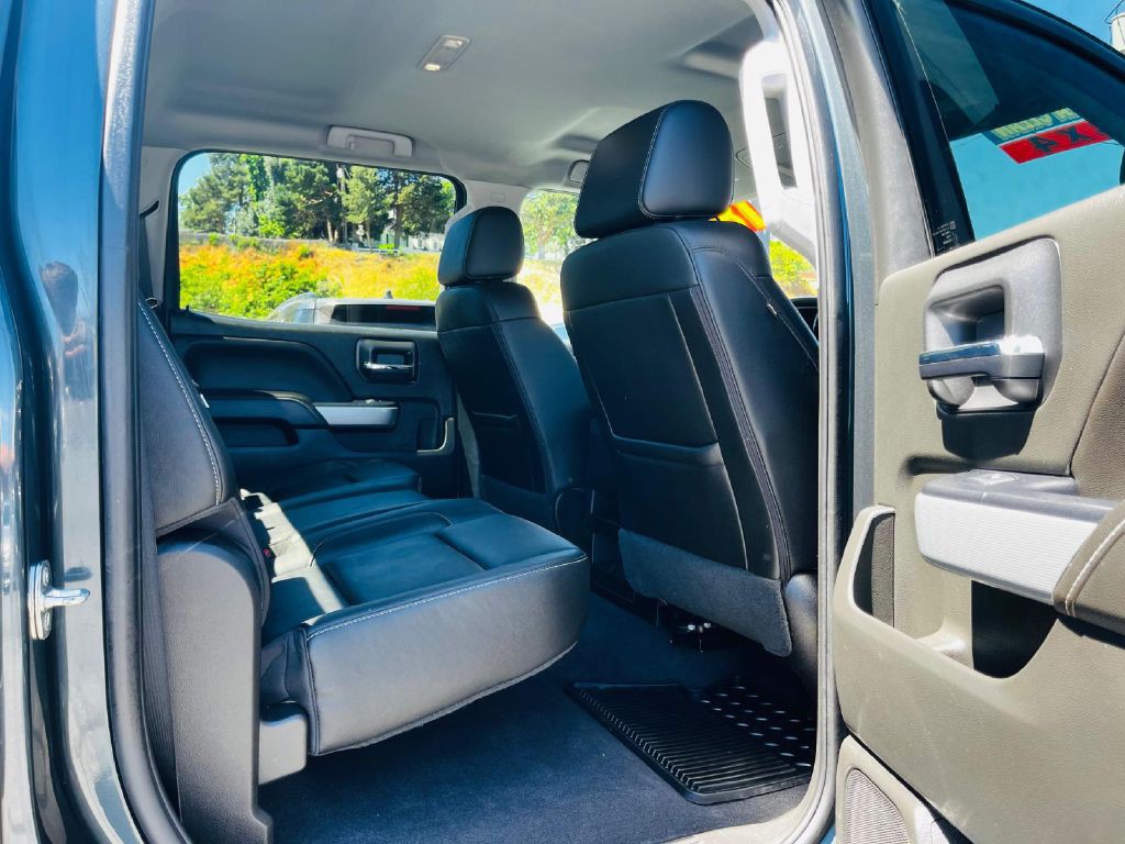 2018 Chevrolet Silverado 1500 Image 15