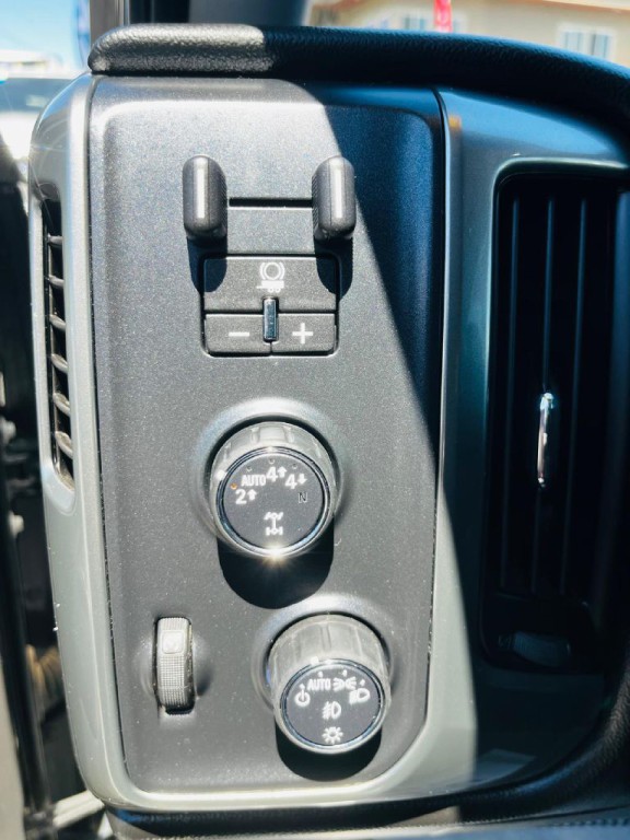 2018 Chevrolet Silverado 1500 Image 24