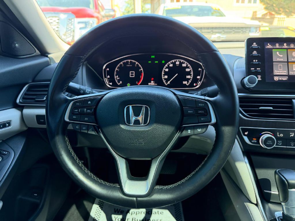 2018 Honda Accord Image 18